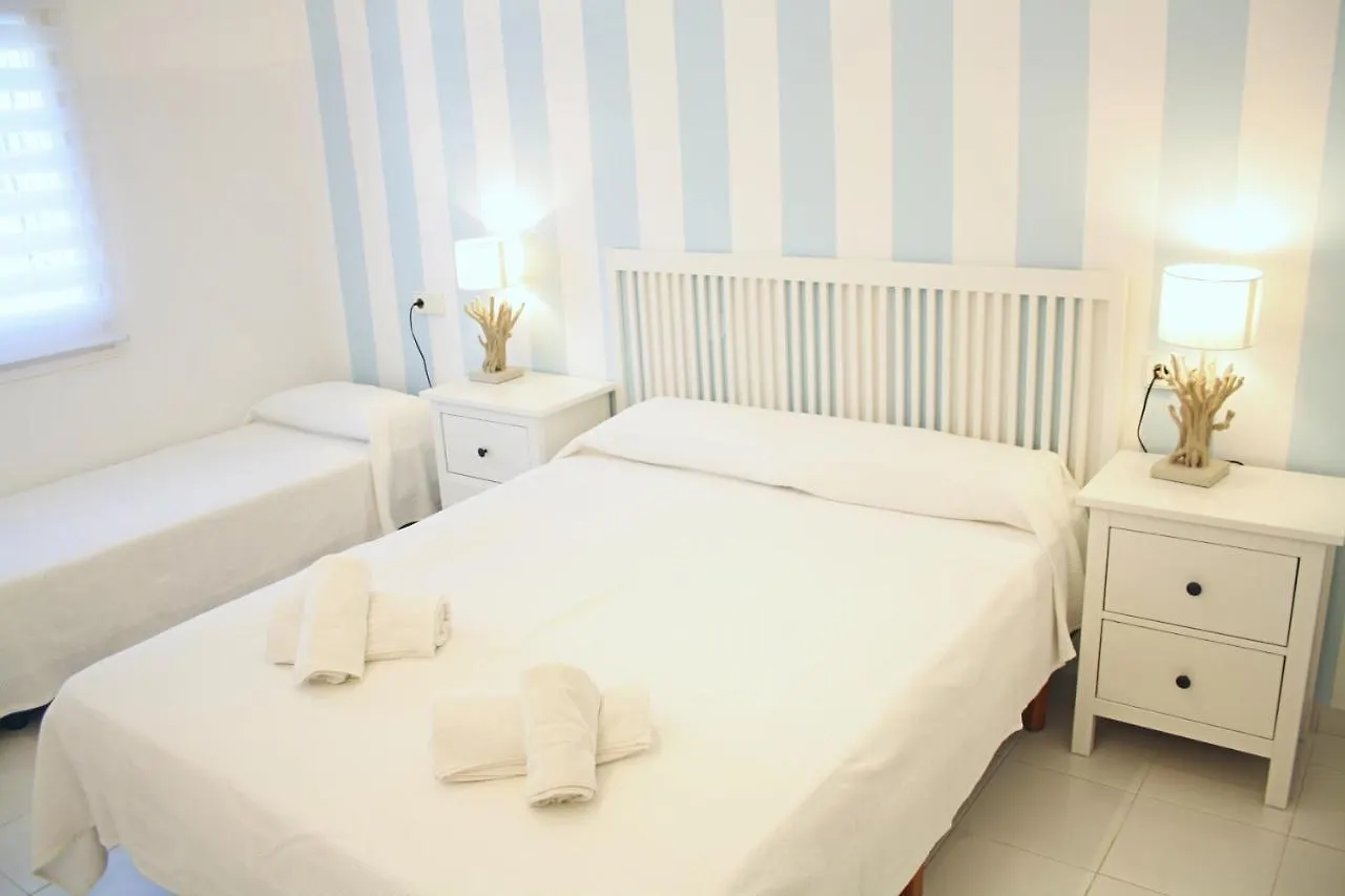Meritxell Seafront Villa Cambrils 0*,  Spain