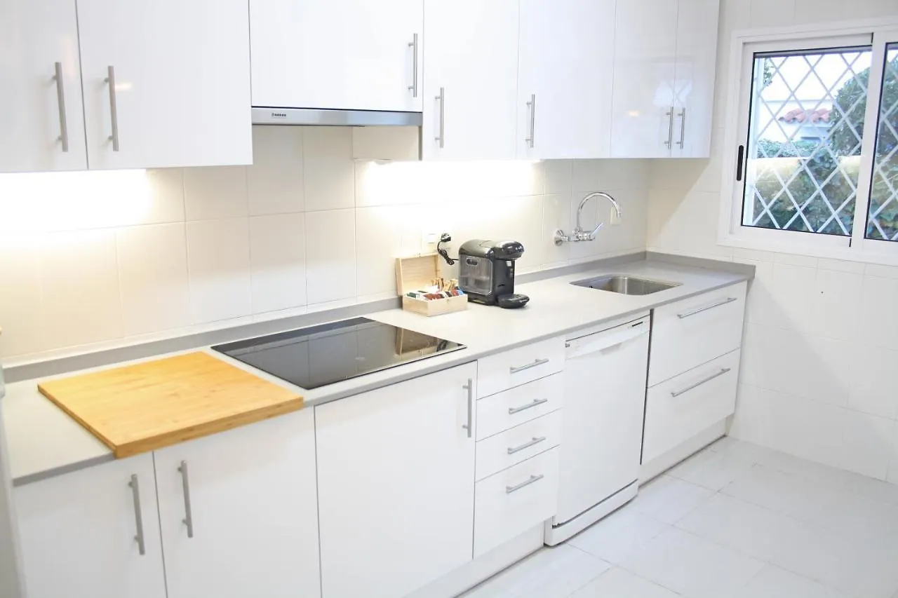 Meritxell Seafront Villa Cambrils
