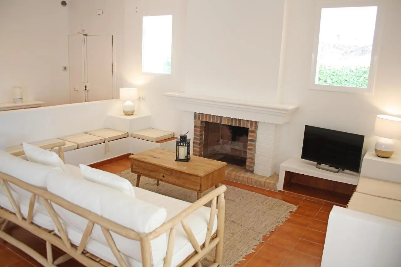 Meritxell Seafront Villa Cambrils 0*,